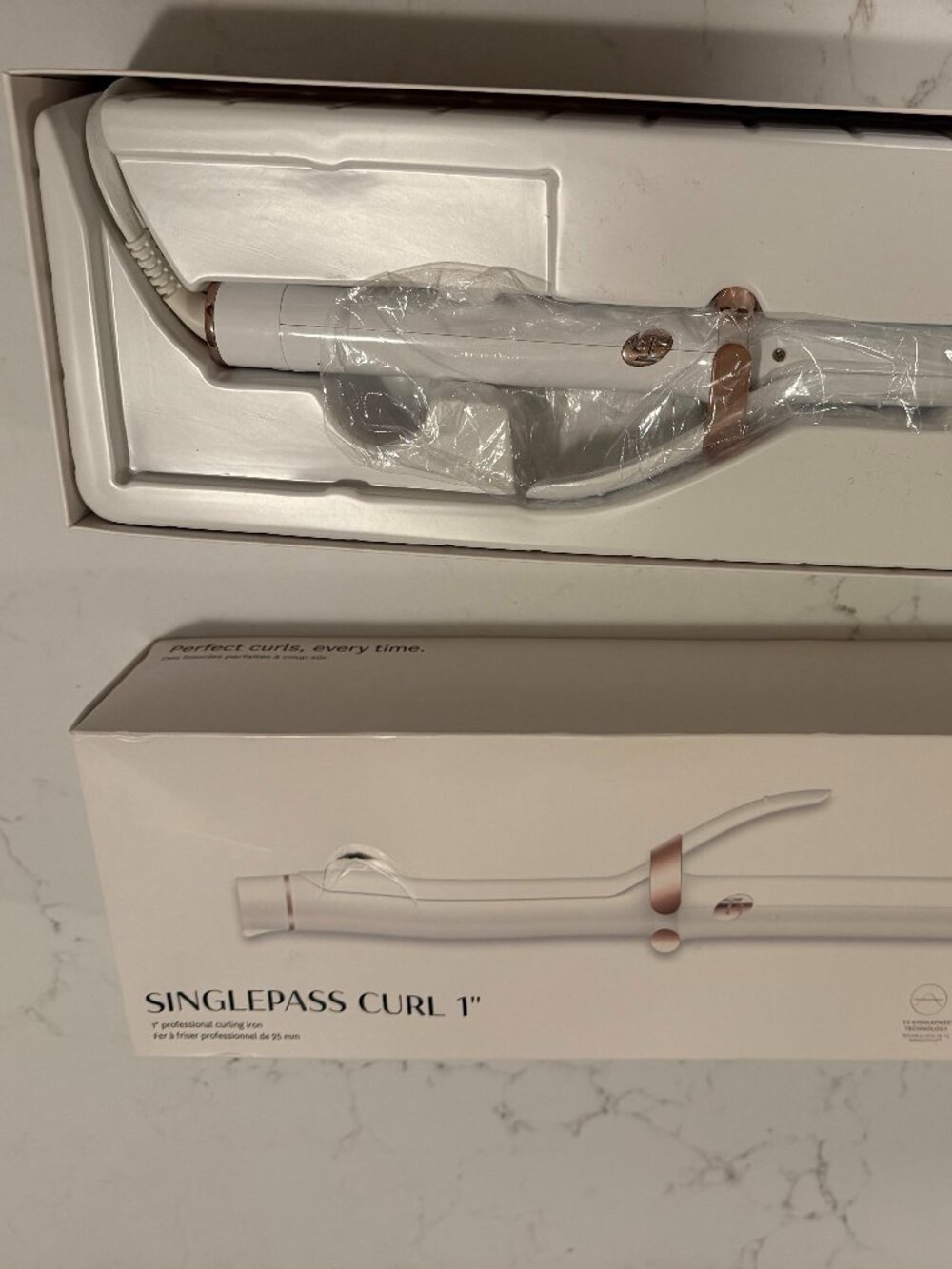 T3 Singlepass Curl 1" Barrel Curling Iron - Picture 4 of 5